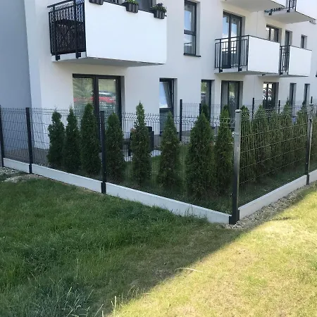 2 Tyskie Z Ogrodkiem Apartment *
