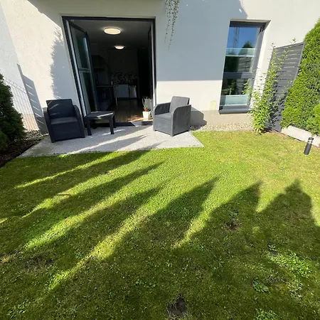 2 Tyskie Apartamenty Z Prywatnym Ogrodkiem *